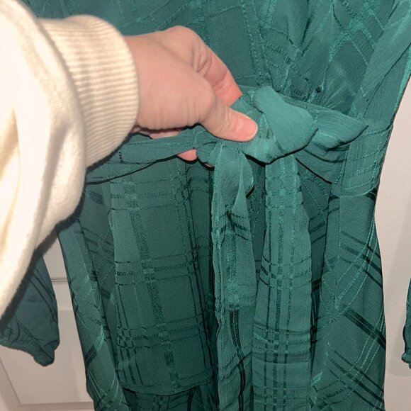 Dark Green Plaid Romper - Picture 4 of 11